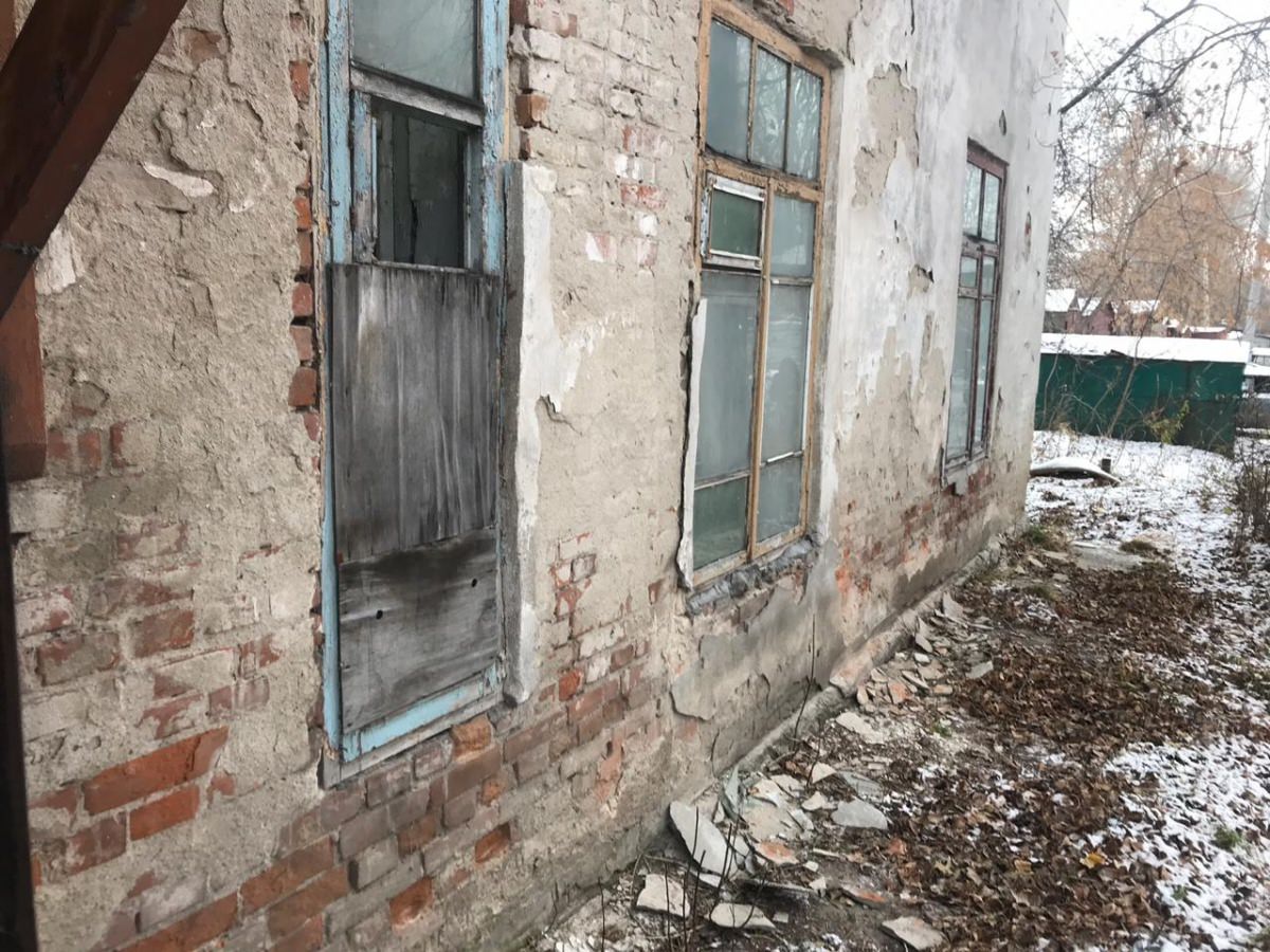 Аварийный дом