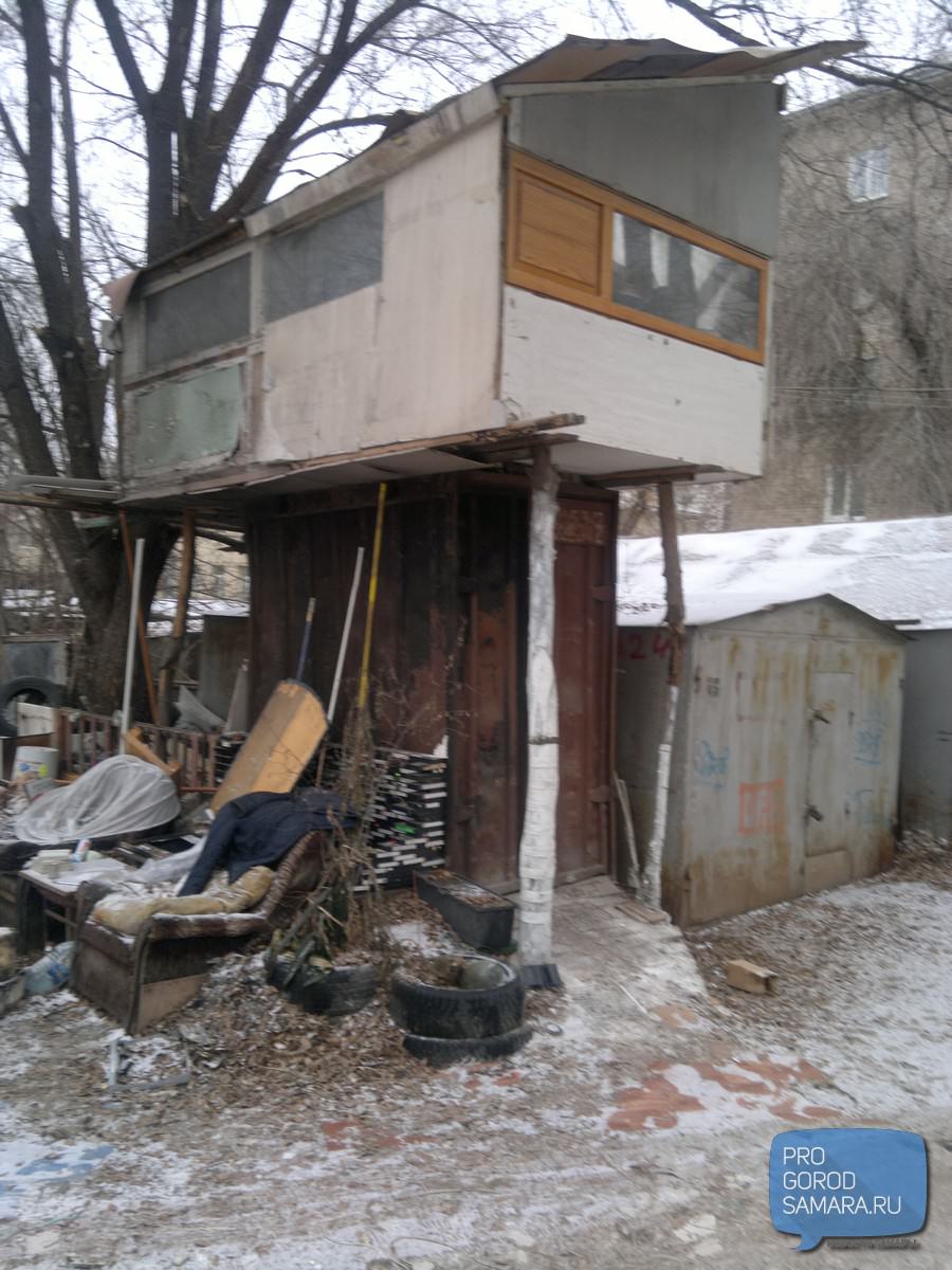 Дом бомжа