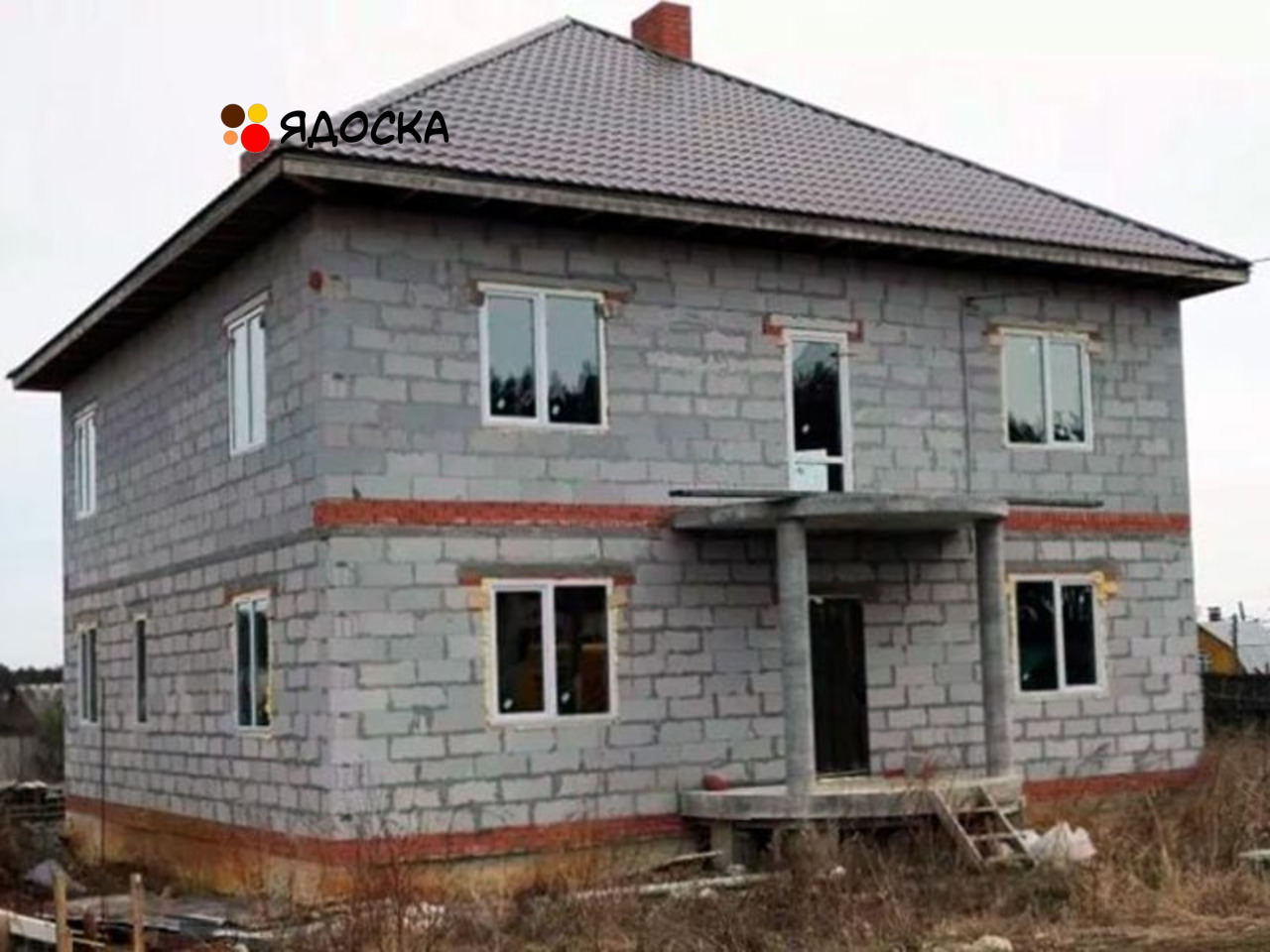 Дом в полтора этажа из блоков