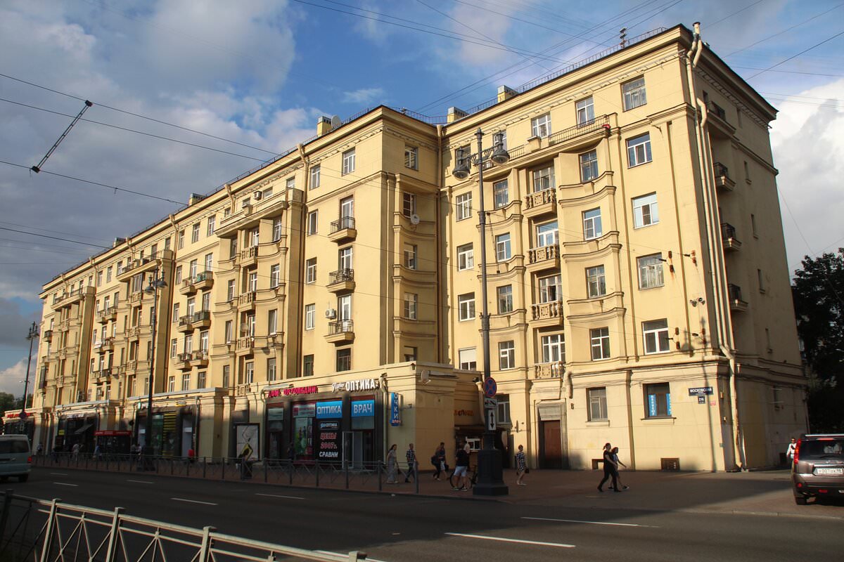 Дома сталинки