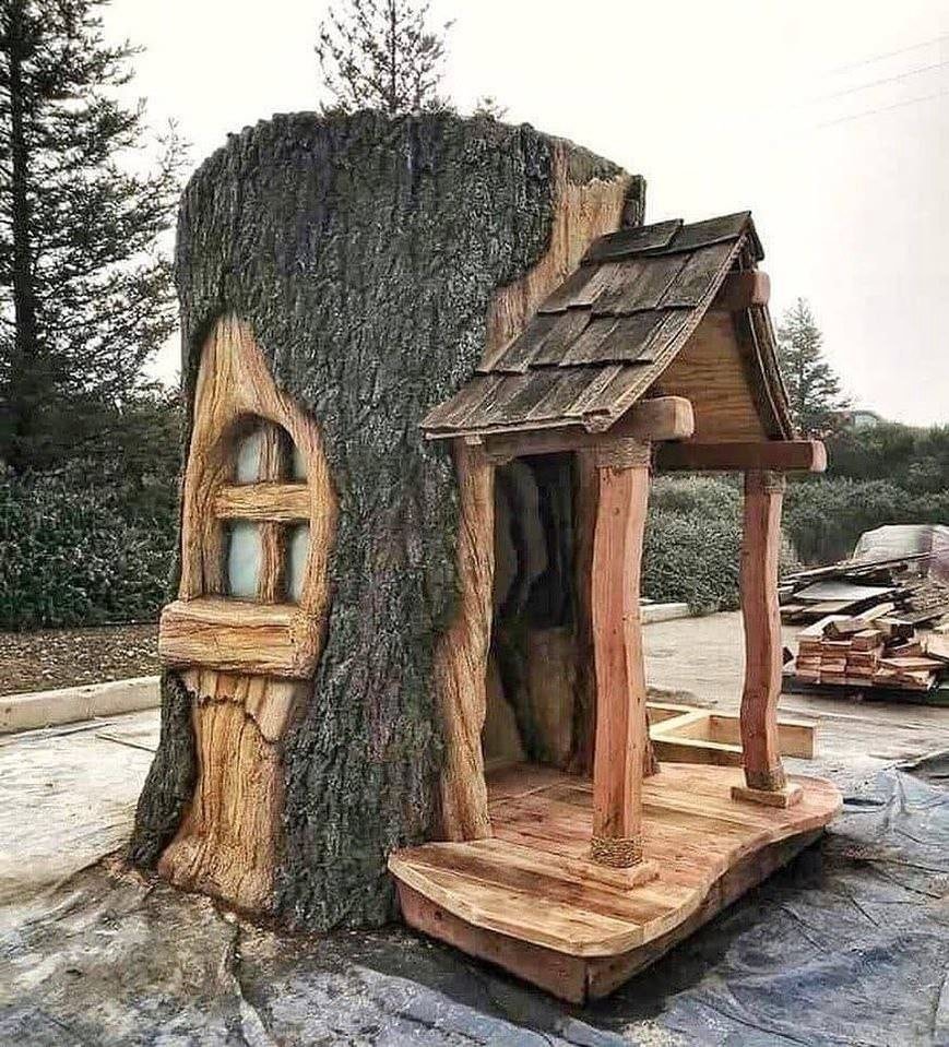 Домик из пенька