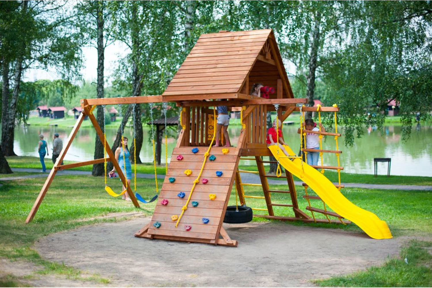 Игровая площадка в детском саду