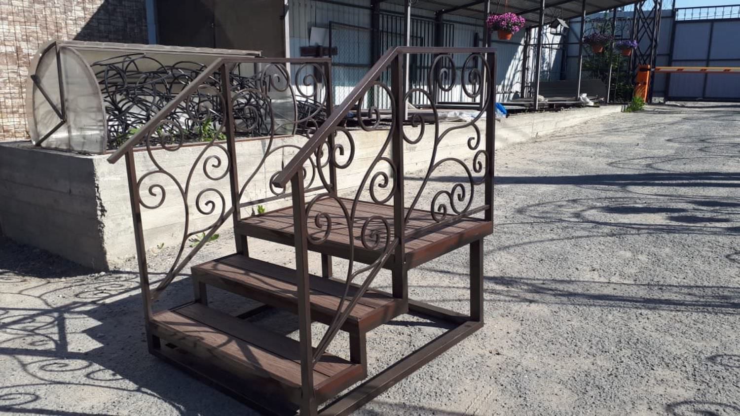 Каркас крыльца из профильной трубы