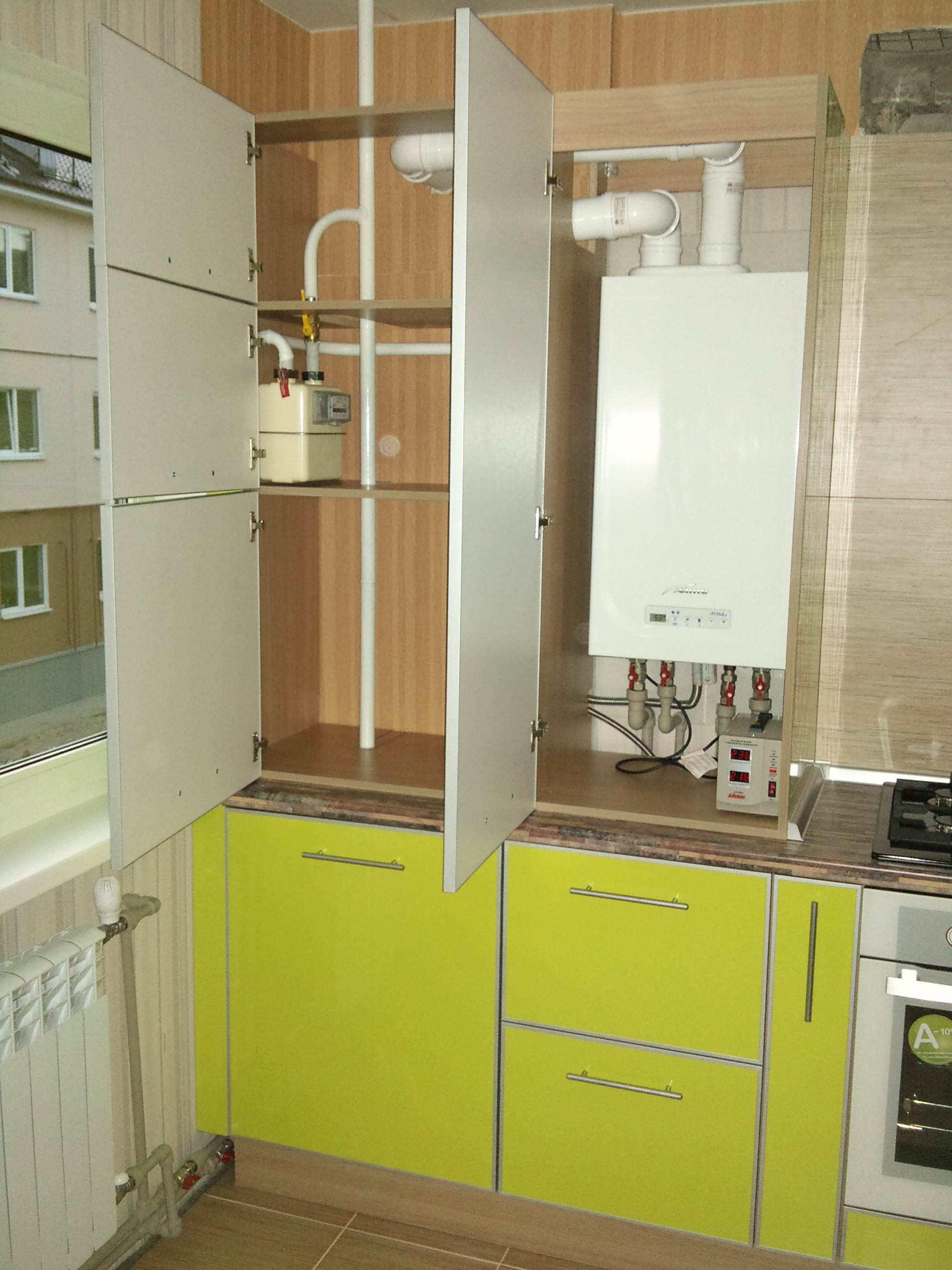 Кухня с газовой колонкой