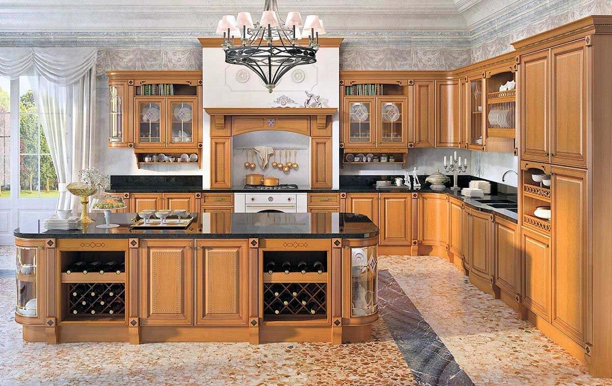 Кухонная мебель из дерева