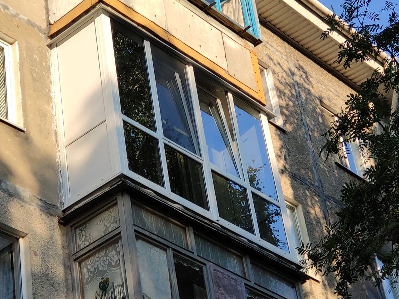 Панорамный балкон в панельном доме