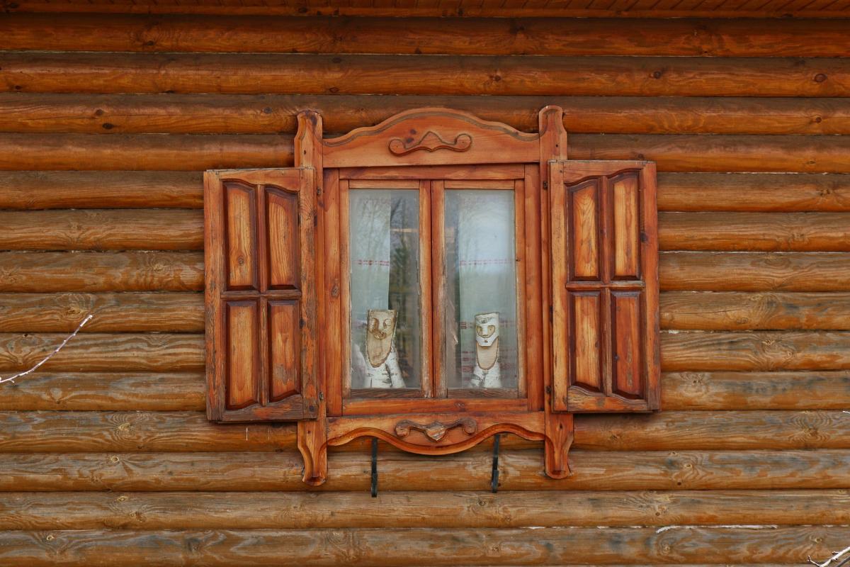 Пластиковые окна в старый деревянный дом