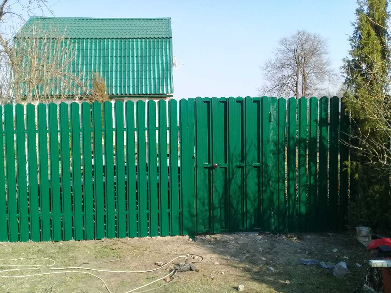 Штакетник зеленый