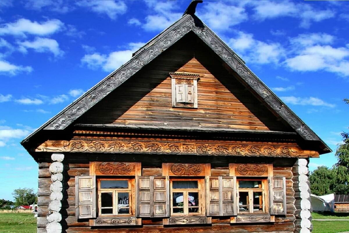 Старинная изба