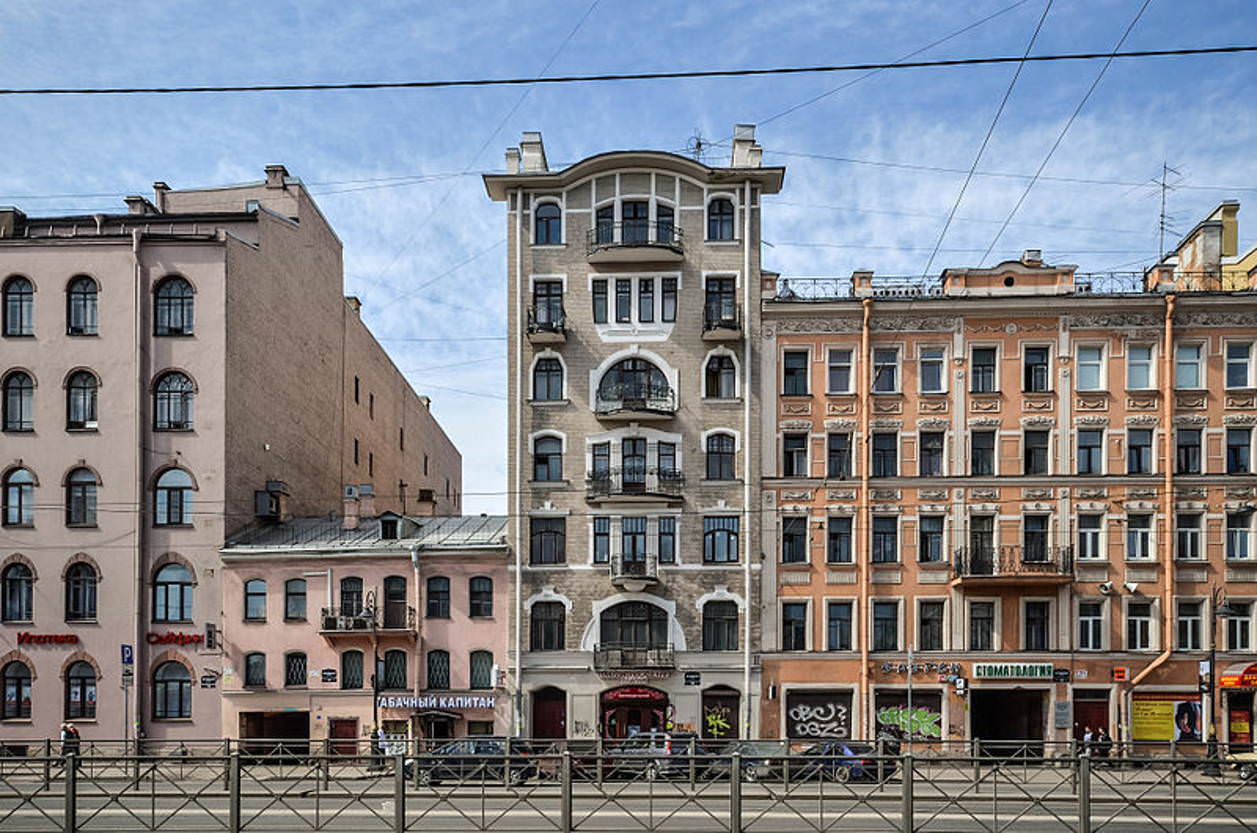 Старинные дома Санкт-Петербурга